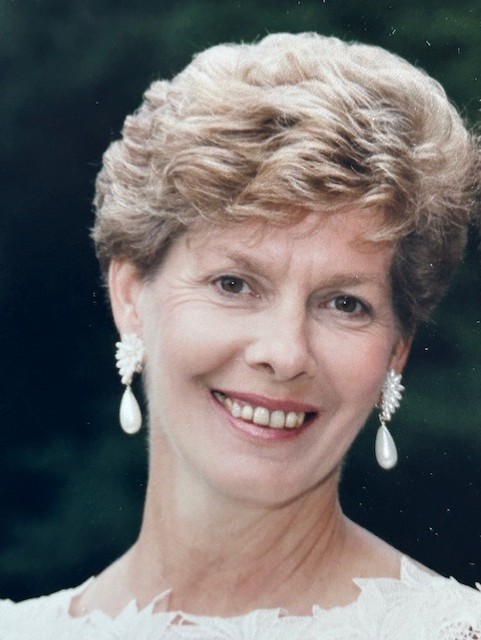 lois treacy